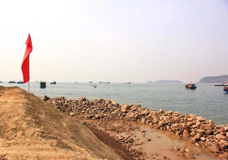 Vị trí xây dựng cảng tổng hợp quốc tế Hòn La Vị trí xây dựng cảng tổng hợp quốc tế Hòn La