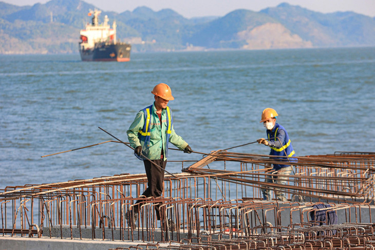 Dự kiến, dự án xây dựng bến 3,4 cảng biển Lạch Huyện sẽ hoàn thành và đưa vào khai thác giai đoạn 1 trong quý I/2025