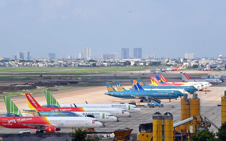 Cục Hàng không lập đoàn kiểm tra đột xuất việc kê khai, niêm yết giá vé máy bay