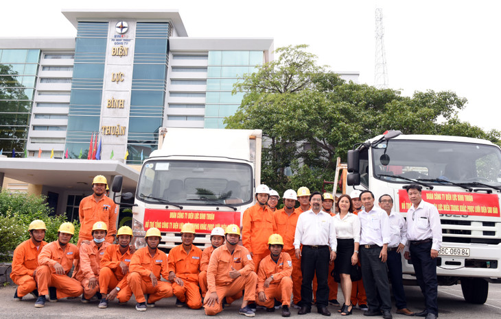 Các nhóm công tác của EVNSPC đã hoàn thành nhiệm vụ được giao, giúp PC Quãng Ngãi và Quảng Nam nhanh chóng khôi phục lưới điện