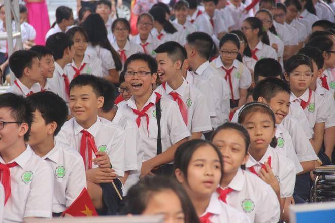 Hà Nội dự kiến hỗ trợ 50% học phí năm học 2022 - 2023