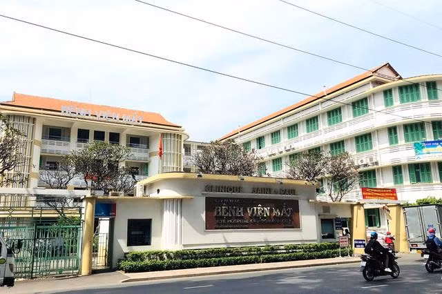 Cơ quan Cảnh sát điều tra Bộ Công an đã khám xét Bệnh viện Mắt TP.HCM vào ngày 4/11