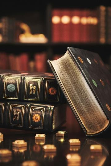 Truyện ngắn Nguyễn Huy Thiệp phiên bản giới hạn S80. Ảnh: Đông A Gallery.