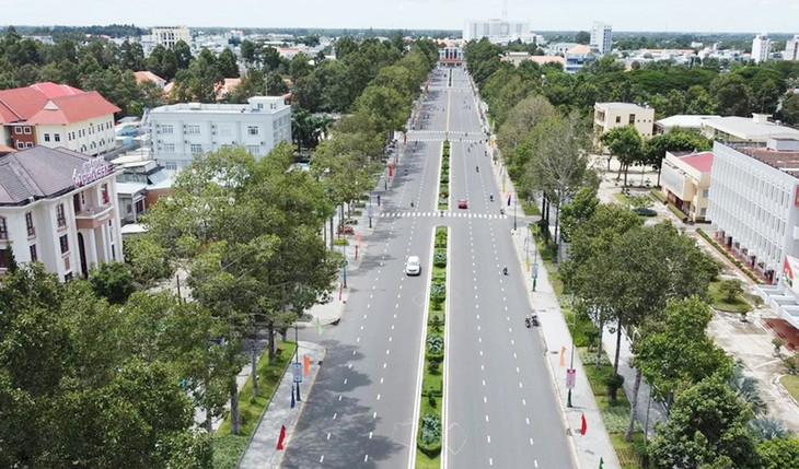 Công ty TNHH Cây xanh Công Minh trúng thầu nhiều dự án trồng, chăm sóc cây xanh, chỉnh trang đô thị tại các địa phương trong tỉnh Đồng Tháp