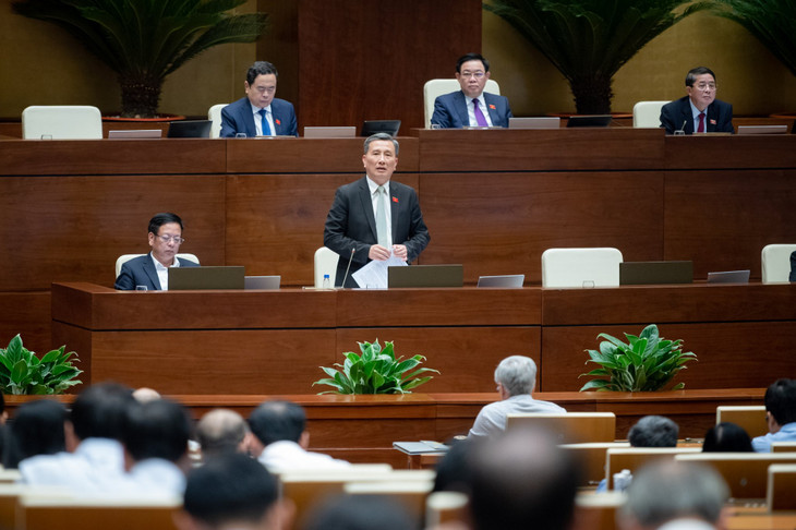 Chủ nhiệm Ủy ban Khoa học, Công nghệ và Môi trường của Quốc hội Lê Quang Huy giải trình, tiếp thu, làm rõ một số vấn đề đại biểu Quốc hội nêu tại phiên thảo luận.