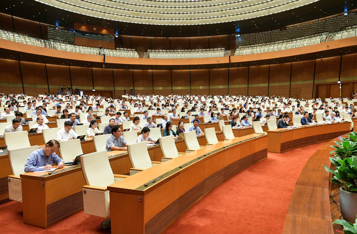 Trong quá trình thảo luận, đã có 17 lượt đại biểu Quốc hội phát biểu, 05 lượt đại biểu phát biểu tranh luận