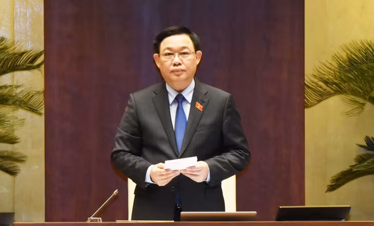 Chủ tịch Quốc hội Vương Đình Huệ điều hành phiên chất vấn.