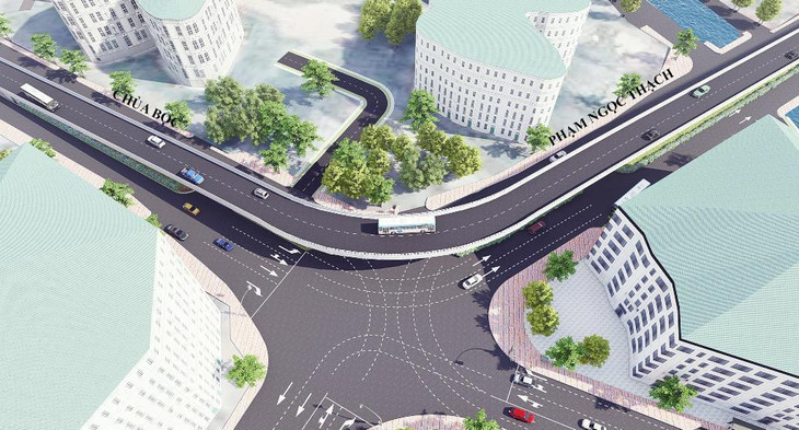 Điều khác biệt của cầu vượt Chùa Bộc - Phạm Ngọc Thạch so với các cầu vượt khác là cầu được xây dựng theo hình vòng cung (chữ C) để vượt nút giao, sau đó 2 phần đầu cầu tiếp đất ở 2 tuyến phố nằm vuông góc với nhau là Chùa Bộc và phố Phạm Ngọc Thạch.