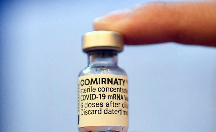 Vaccine Comirnaty do hai hãng dược Pfizer và BioNTech sản xuất, dựa trên công nghệ mRNA