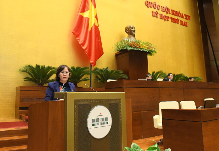 Chủ nhiệm Ủy ban Tư pháp Lê Thị Nga trình bày Báo cáo giải trình, tiếp thu, chỉnh lý Chủ nhiệm Ủy ban Tư pháp Lê Thị Nga trình bày Báo cáo giải trình, tiếp thu, chỉnh lý