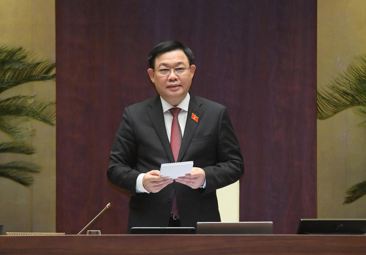 Chủ tịch Quốc hội Vương Đình Huệ điều hành nội dung làm việc. Chủ tịch Quốc hội Vương Đình Huệ điều hành nội dung làm việc.