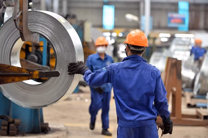 Giá thép lần đầu giảm sau 3tháng