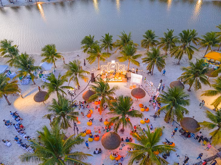 Không gian nghỉ dưỡng thơ mộng, đa dạng trải nghiệm tạo sức hút kinh doanh dịch vụ du lịch