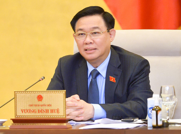 Chủ tịch Quốc hội Vương Đình Huệ tại phiên họp