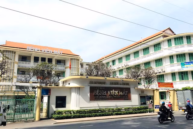 Cơ quan Cảnh sát điều tra, Bộ Công an đã khám xét Bệnh viện Mắt TP.HCM vào ngày 4/11