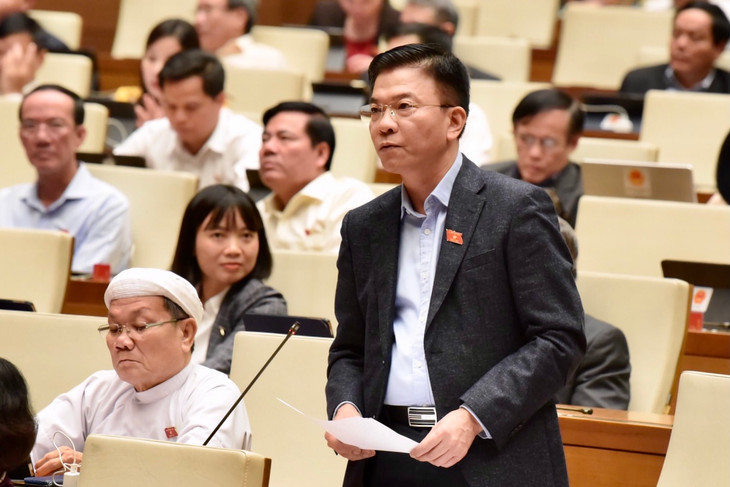 Phó Thủ tướng và các Bộ trưởng trả lời chất vấn ảnh 3