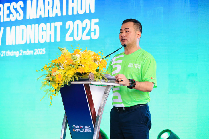 Ông Trần Phong Lanh – Giám đốc Miền Nam – Khối Khách hàng Cá nhân – Ngân hàng VPBank mong muốn giải chạy mang đến những trải nghiệm đêm Sài Gòn sống động và lan toả thông điệp tích cực về ESG Ông Trần Phong Lanh – Giám đốc Miền Nam – Khối Khách hàng Cá nhân – Ngân hàng VPBank mong muốn giải chạy mang đến những trải nghiệm đêm Sài Gòn sống động và lan toả thông điệp tích cực về ESG