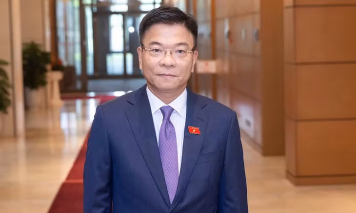 Phó Thủ tướng Chính phủ Lê Thành Long, ủy viên Ban Thường vụ Đảng ủy Chính phủ