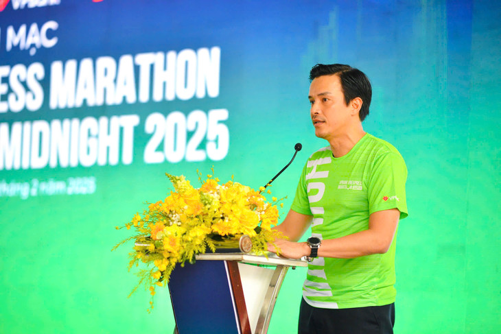 Ông Nguyễn Nam Nhân – Phó Giám đốc Sở Văn hoá và Thể Thao TP Hồ Chí Minh cho biết, giải chạy đêm năm nay là hoạt động hướng tới sự kiện kỉ niệm 50 năm ngày Giải phóng miền Nam, thống nhất đất nước Ông Nguyễn Nam Nhân – Phó Giám đốc Sở Văn hoá và Thể Thao TP Hồ Chí Minh cho biết, giải chạy đêm năm nay là hoạt động hướng tới sự kiện kỉ niệm 50 năm ngày Giải phóng miền Nam, thống nhất đất nước