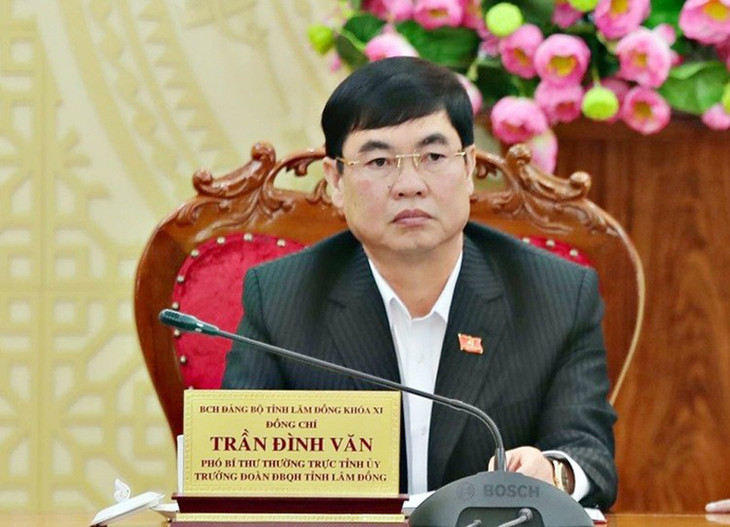 Ông Trần Đình Văn