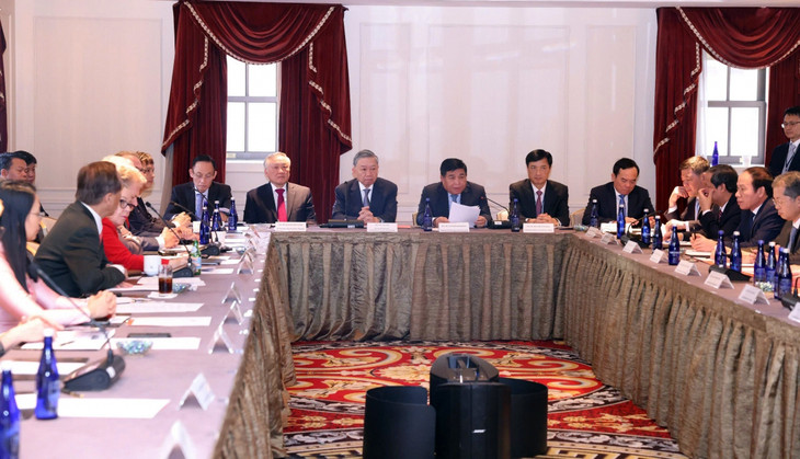 Tổng Bí thư, Chủ tịch nước Tô Lâm phát biểu tại Tọa đàm Tăng cường hợp tác Việt Nam-Hoa Kỳ trong phát triển ngành công nghiệp bán dẫn và trí tuệ nhân tạo. Ảnh: TTXVN