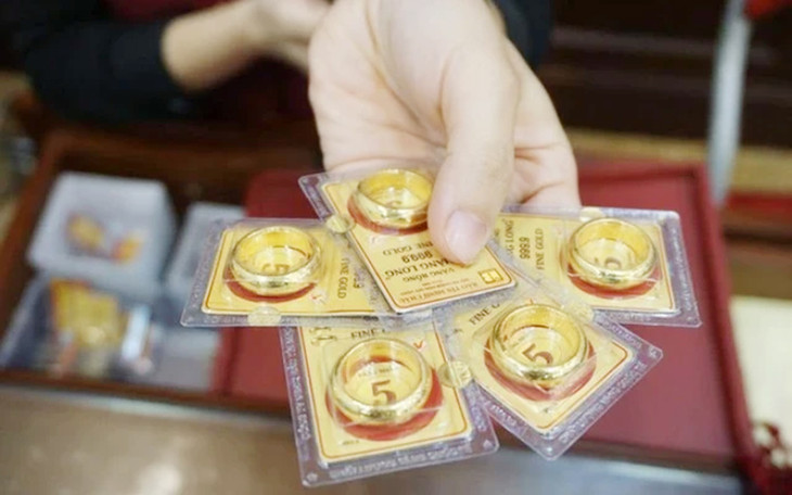 Giá vàng nhẫn lên sát 80 triệu đồng