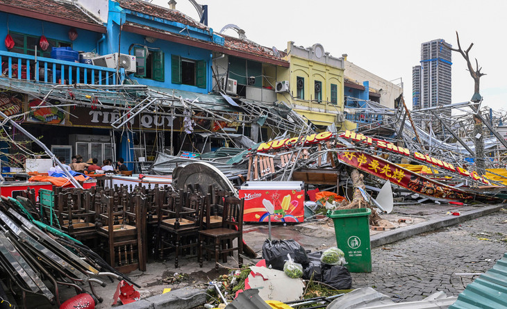TP. Hạ Long, tỉnh Quảng Ninh tan hoang sau bão Yagi