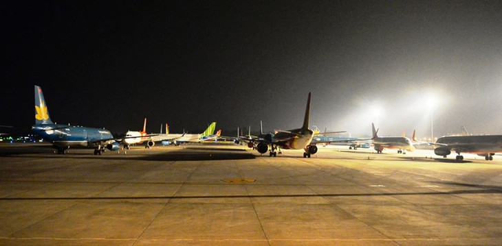 Các hãng hàng không sẽ tăng cường tần suất bay ban đêm để phục vụ nhu cầu về quê của người dân trong dịp Tết Nguyên đán Giáp Thìn 2024