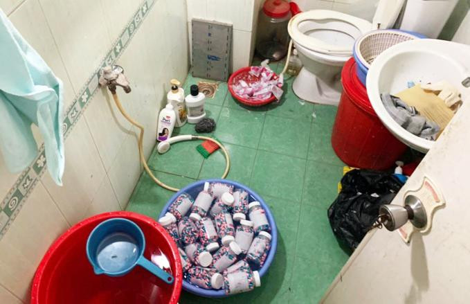 Một cơ sở sản xuất thuốc giả được cơ quan chức năng phát hiện tại TP.HCM