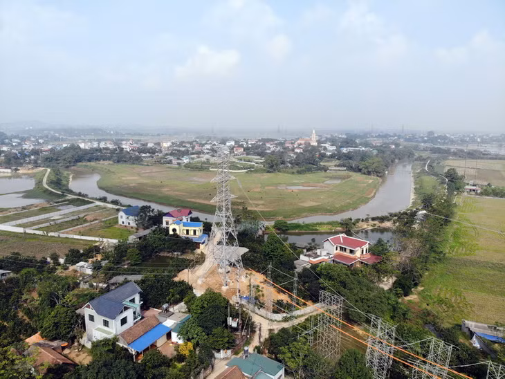 Thi công cột số 48 ĐD Hòa Bình - Hà Đông