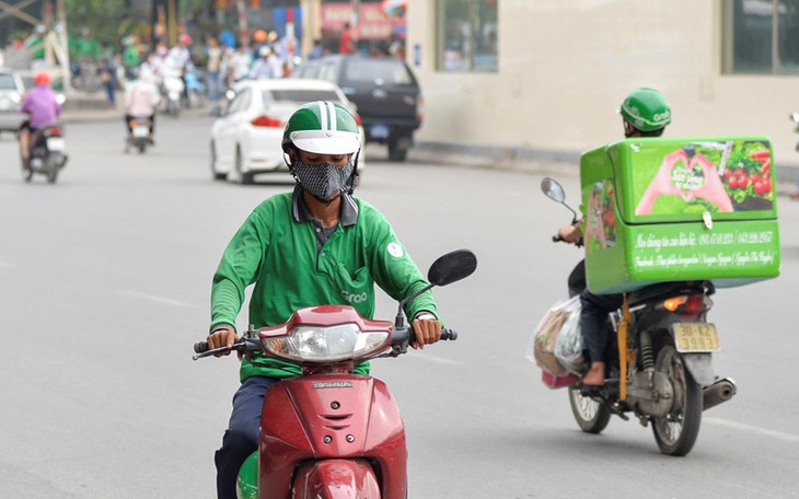 Grab vừa tăng tỷ lệ khấu trừ với tài xế, vừa tăng giá cước vận tải. Ảnh: Torque. Grab vừa tăng tỷ lệ khấu trừ với tài xế, vừa tăng giá cước vận tải. Ảnh: Torque.