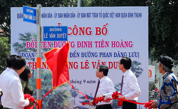 Một đoạn đường Đinh Tiên Hoàng, quận Bình Thạnh, được đổi tên thành Lê Văn Duyệt