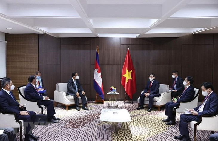 Hai Thủ tướng vui mừng nhận thấy, mặc dù chịu ảnh hưởng của dịch bệnh Covid-19, quan hệ hợp tác giữa hai nước vẫn tiếp tục phát triển tốt đẹp và đạt được nhiều kết quả tích cực Hai Thủ tướng vui mừng nhận thấy, mặc dù chịu ảnh hưởng của dịch bệnh Covid-19, quan hệ hợp tác giữa hai nước vẫn tiếp tục phát triển tốt đẹp và đạt được nhiều kết quả tích cực