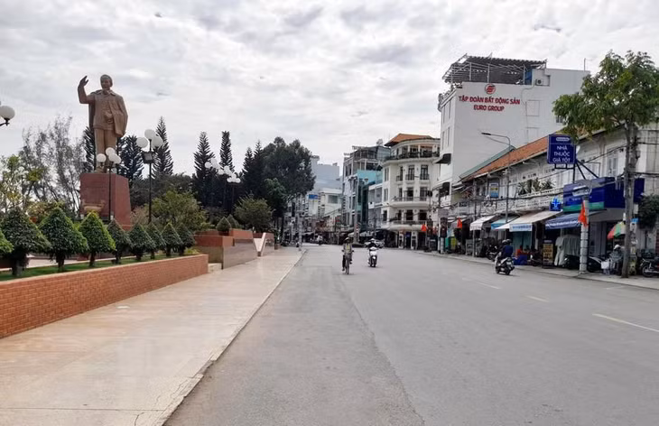 Tuyến phố đi bộ Ninh Kiều năm trên đoạn đường Hai Bà Trưng