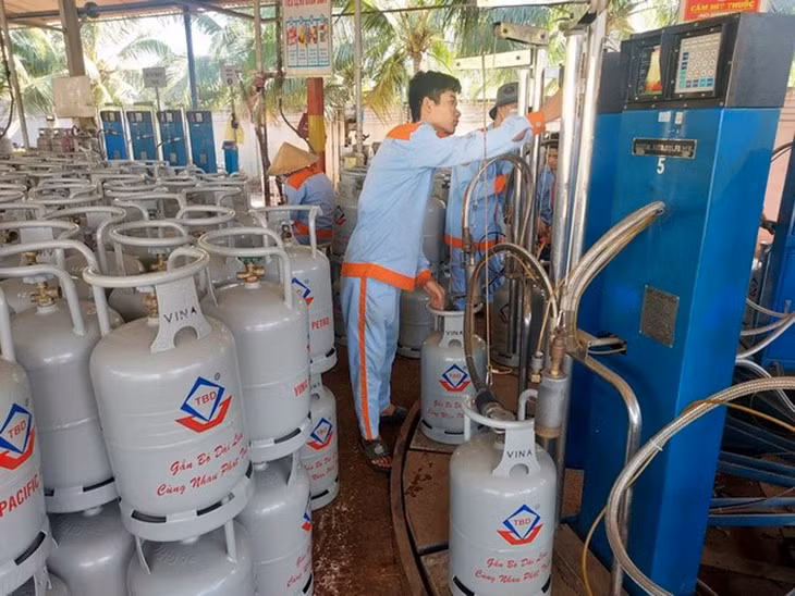 Gas có lần giảm giá đầu tiên trong năm nay