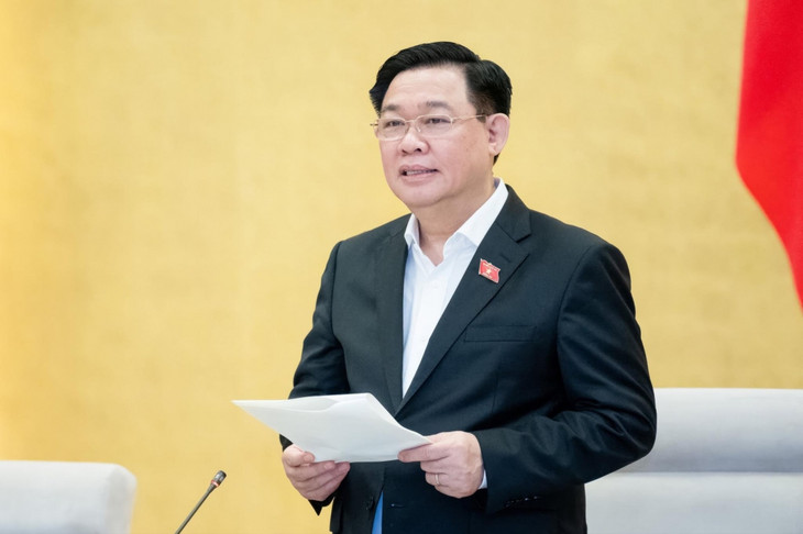 Chủ tịch Quốc hội Vương Đình Huệ phát biểu tại phiên họp