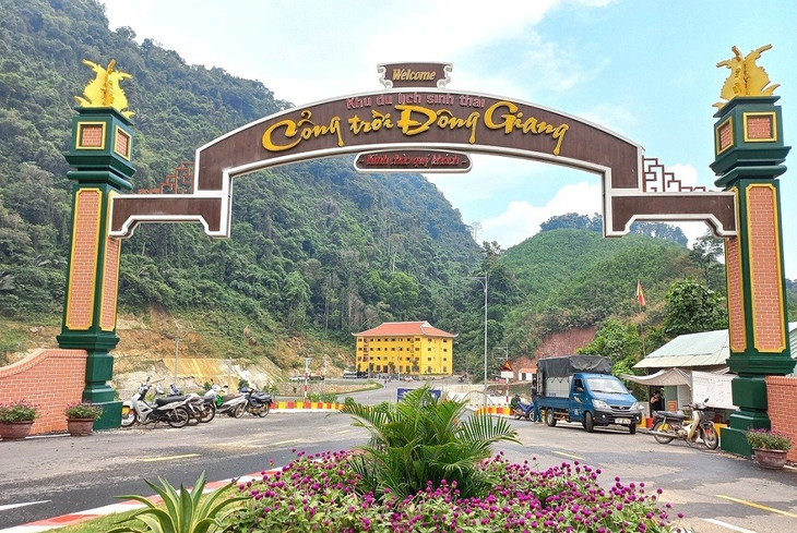 Dự án Khu du lịch sinh thái Cổng Trời Đông Giang. Dự án Khu du lịch sinh thái Cổng Trời Đông Giang.