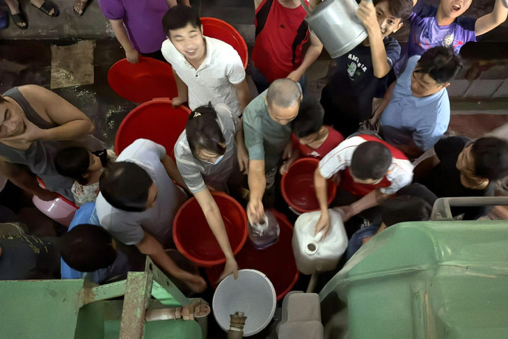 Các sở, ngành của TP Hà Nội đang tìm phương án khắc phục tình trạng thiếu nước trong khu đô thị Thanh Hà