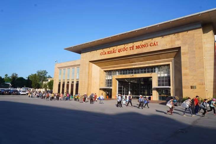 Cửa khẩu quốc tế Móng Cái