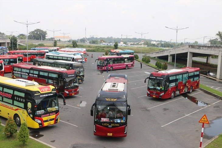 Bến xe Miền Đông mới đề xuất thu hồi phù hiệu nhiều nhà xe bỏ bến.