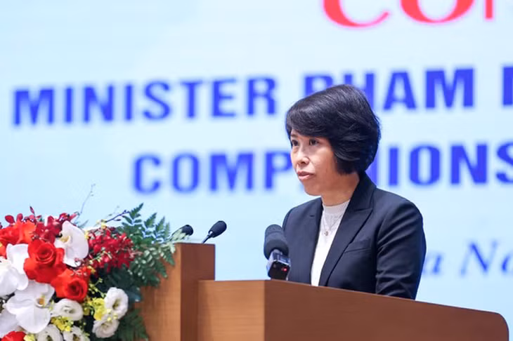 Thứ trưởng Nguyễn Thị Bích Ngọc mong muốn, cộng đồng các DN và nhà ĐTNN tiếp tục là cầu nối giữa Chính phủ và DN để kịp thời phản ánh các vướng mắc, khó khăn trong quá trình hoạt động đầu tư kinh doanh...Ảnh: VGP