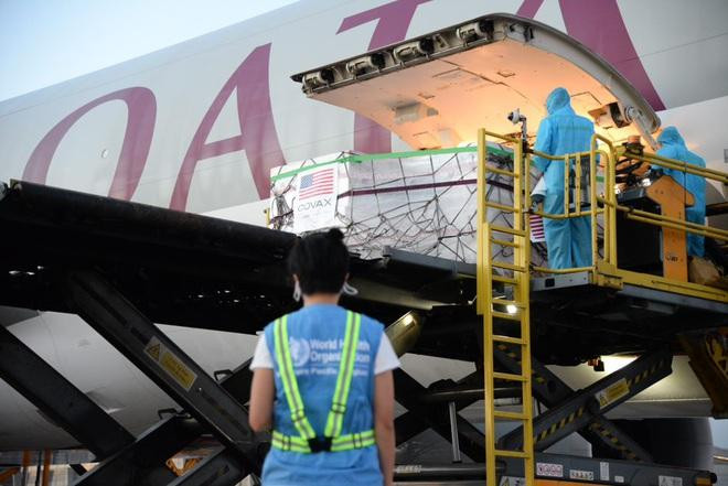 Hơn 2 triệu liều vắc xin Moderna đã về đến Việt Nam Hơn 2 triệu liều vắc xin Moderna đã về đến Việt Nam