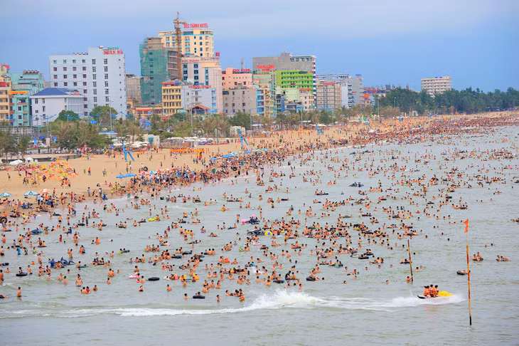 Giá đất tăng mạnh khi Sầm Sơn được bổ sung các công trình vui chơi giải trí, thương mại dịch vụ, nghỉ dưỡng cao cấp