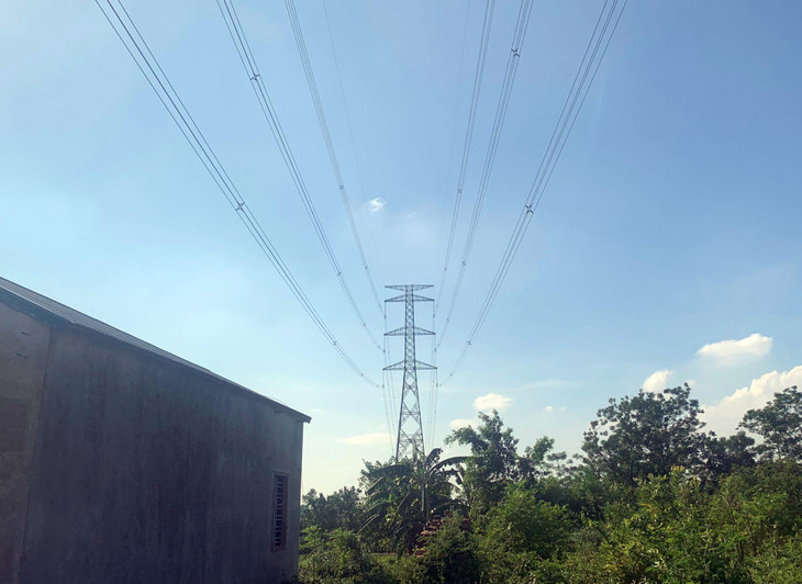 Khoảng cột 38-39 trên địa bàn huyện Chương Mỹ, thành phố Hà Nội.