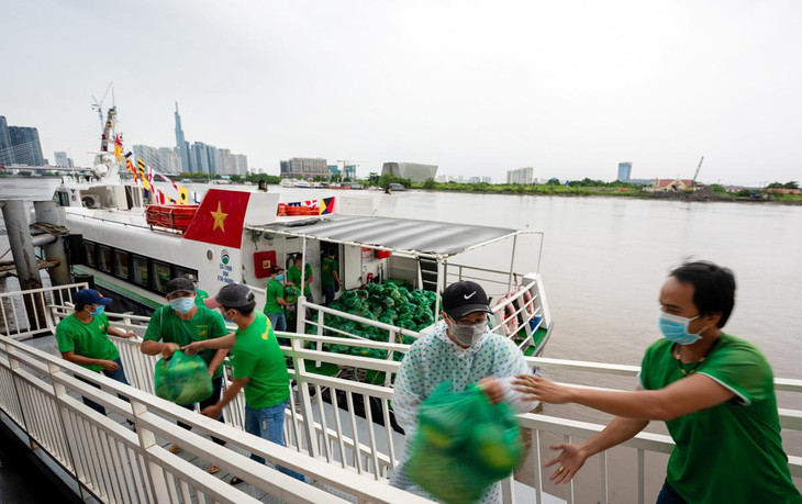 5 tàu cao tốc chở hàng từ miền Tây đến TP.HCM từ ngày 19/7