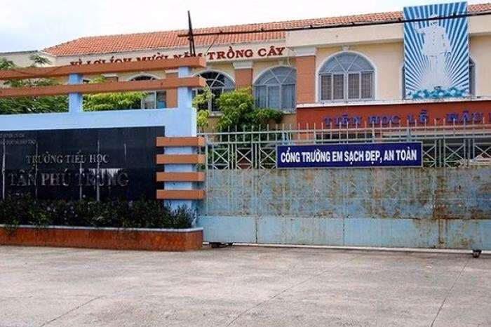 Trường Tiểu học Tân Phú Trung, một trong 7 đơn vị liên quan vụ án