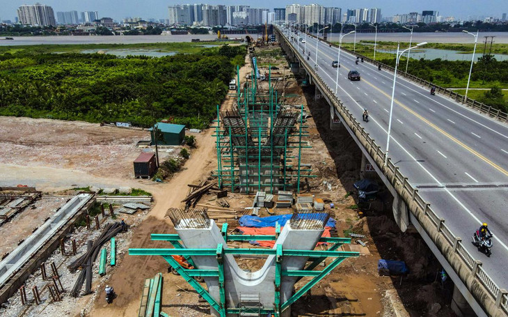 Cầu có chiều dài cầu và đường dẫn khoảng 3.473 m; mặt cắt ngang cầu 19,25 m. Khi hoàn thành, cầu Vĩnh Tuy 1 và 2 sẽ có 8 làn xe, trong đó có 4 làn ôtô, 2 làn xe buýt và 2 làn xe thô sơ. Đây sẽ là cầu đầu tiên tại Hà Nội có làn đường dành riêng cho xe buýt lưu thông.