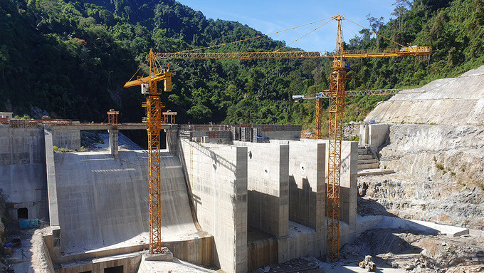 Một thủy điện được xây dựng trên sông Đắk Mi, huyện Phước Sơn, Quảng Nam.