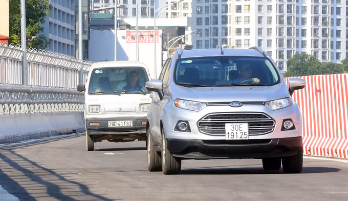 Xe ôtô từ 4 chỗ đến 9 chỗ sẽ không bắt buộc trang bị bình cứu hoả