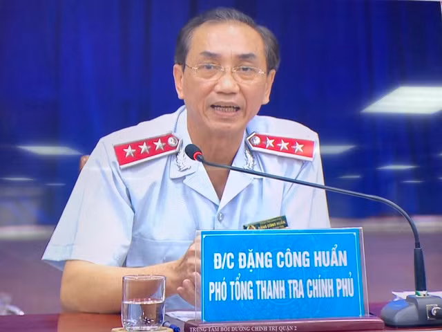 Phó Tổng Thanh tra Chính phủ Đặng Công Huẩn phát biểu trước khi đi vào đối thoại